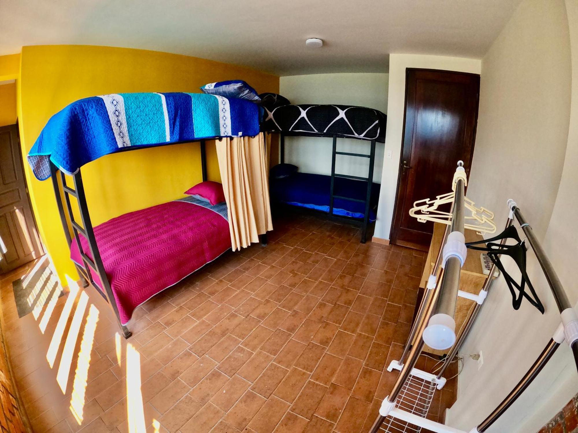 Villa Camila Hostel Coroico Kamer foto