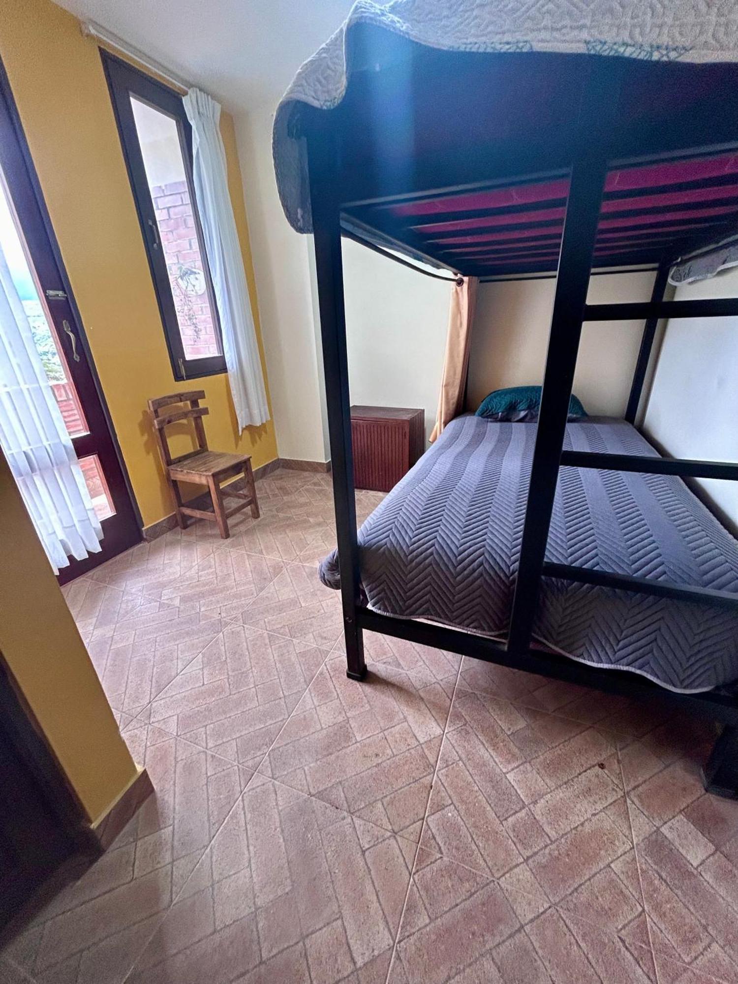 Villa Camila Hostel Coroico Kamer foto